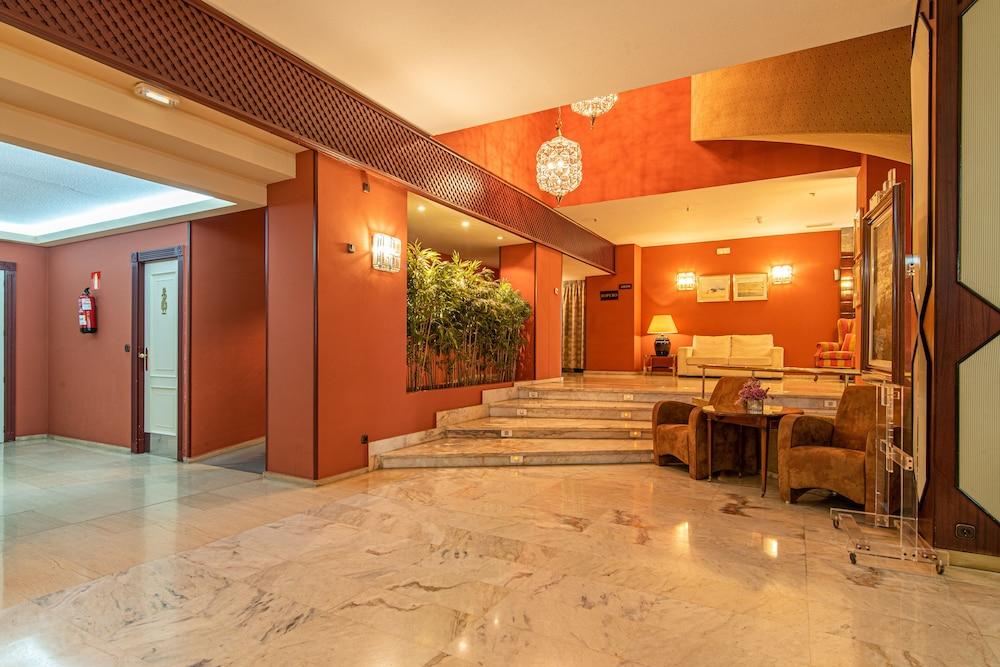 Hospedium Hotel Europa Centro Magaz De Pisuerga Exterior photo