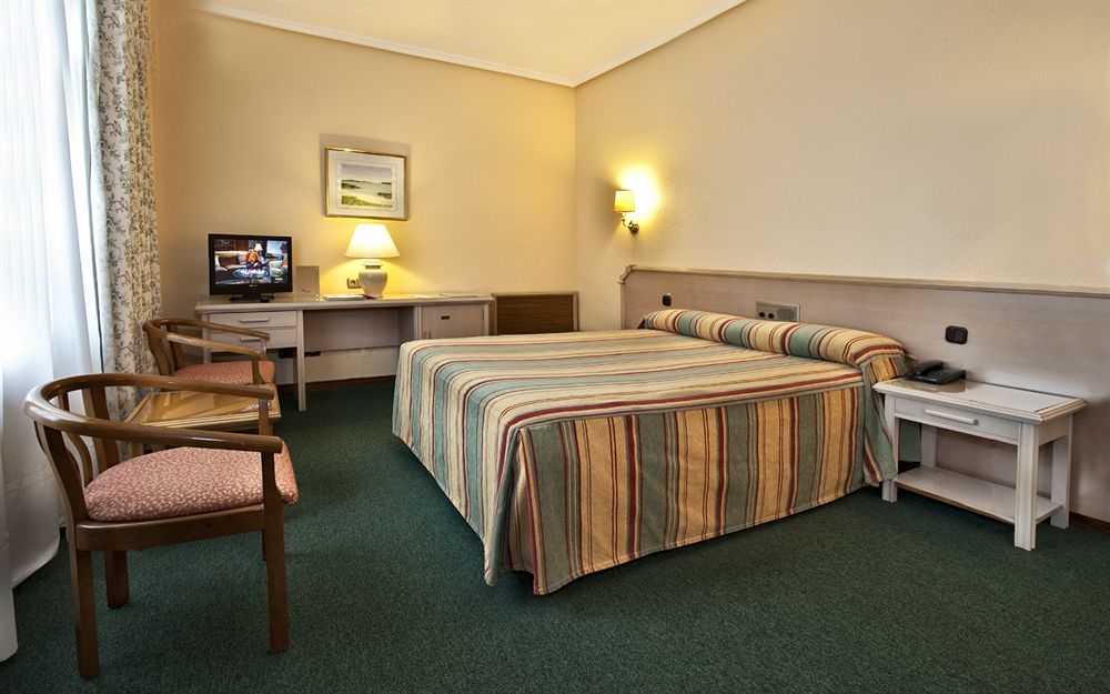 Hospedium Hotel Europa Centro Magaz De Pisuerga Room photo